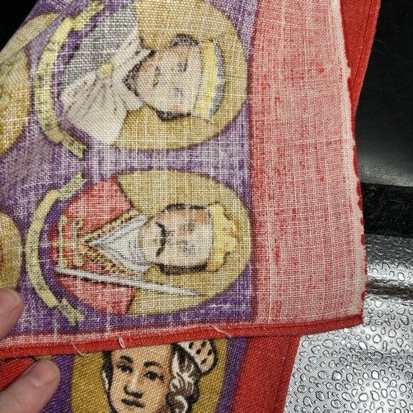 Vintage Ulster Pure Linen Tea Towel 'The British Monarchy' Made in Ireland - Picture 9 of 10